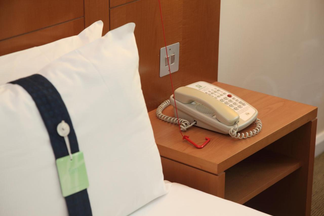 Holiday Inn London Brent Cross, An Ihg Hotel Eksteriør bilde