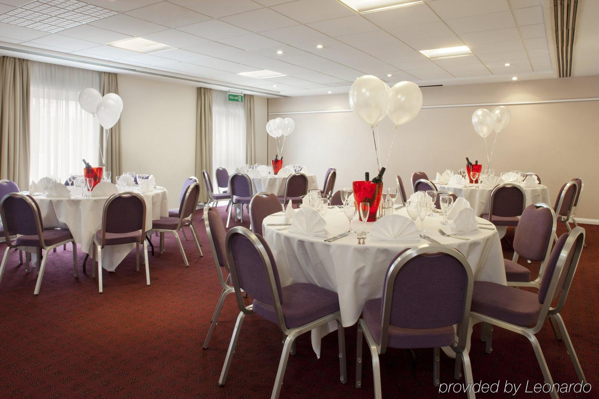 Holiday Inn London Brent Cross, An Ihg Hotel Restaurant bilde